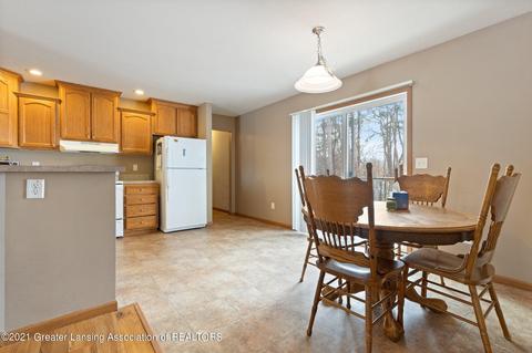6059 Young Rd, Jackson, MI 49201 photo 8