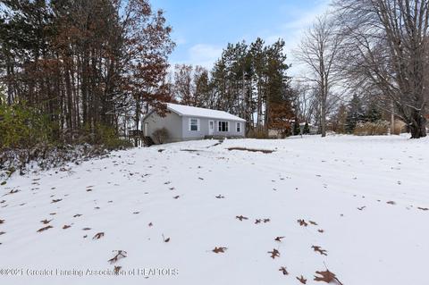 6059 Young Rd, Jackson, MI 49201 photo 3