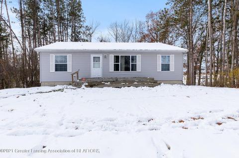 6059 Young Rd, Jackson, MI 49201 photo 2
