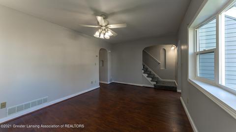 300 E Potter Ave, Lansing, MI 48910 photo 4