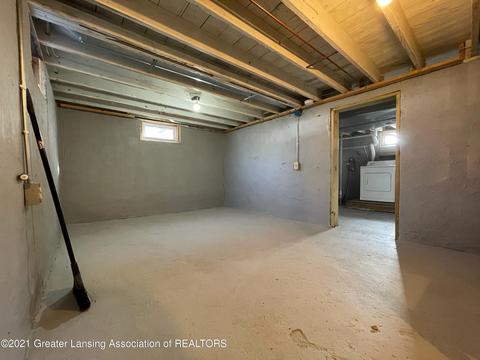 300 E Potter Ave, Lansing, MI 48910 photo 15