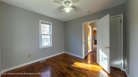300 E Potter Ave, Lansing, MI 48910 photo 10