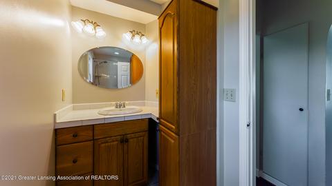 300 E Potter Ave, Lansing, MI 48910 photo 6