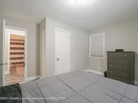 442 E Washington St, Dimondale, MI 48821 photo 14