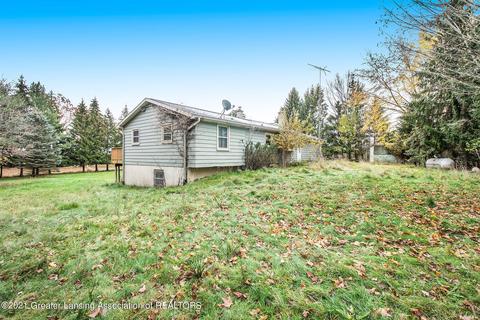 10782 Pioneer Rd, Eagle, MI 48822 photo 4