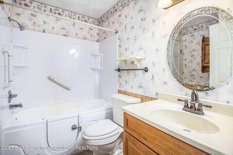 10782 Pioneer Rd, Eagle, MI 48822 photo 24