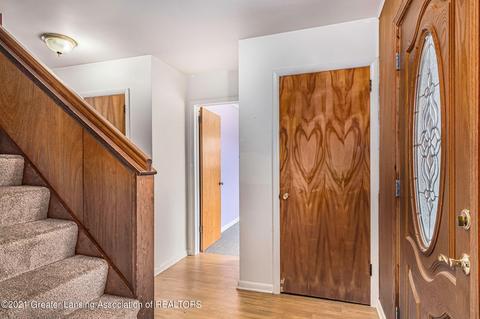 622 S Main St, Reading, MI 49274 photo 8