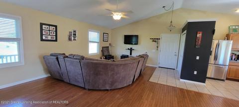 10235 W Howe Rd, Eagle, MI 48822 photo 4