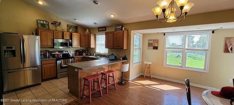 10235 W Howe Rd, Eagle, MI 48822 photo 13