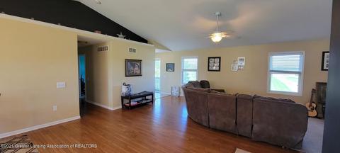 10235 W Howe Rd, Eagle, MI 48822 photo 7