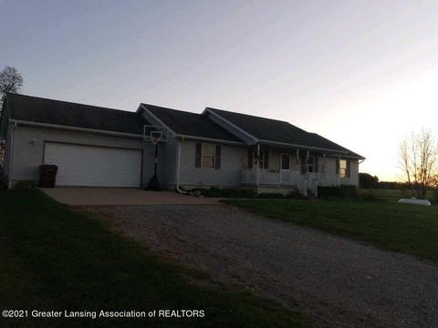10235 W Howe Rd, Eagle, MI 48822 photo 23