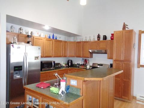10504 Bond Rd, Dewitt, MI 48820 photo 4