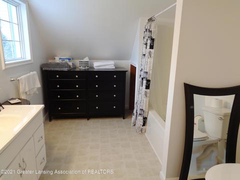 10504 Bond Rd, Dewitt, MI 48820 photo 21