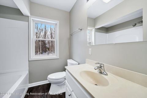 409 N Bridge St, Dewitt, MI 48820 photo 14