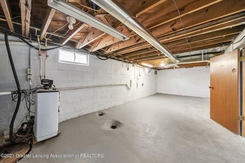 409 N Bridge St, Dewitt, MI 48820 photo 25