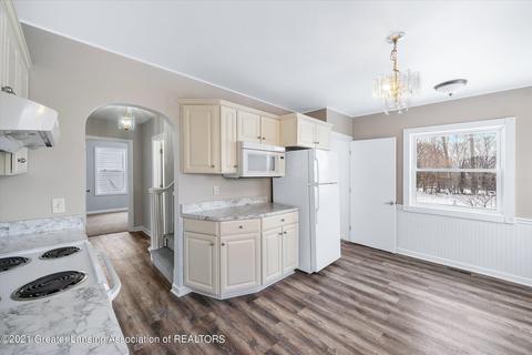 409 N Bridge St, Dewitt, MI 48820 photo 18