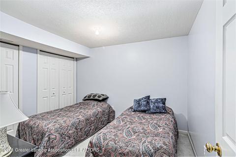 902 Randy Ln, Saint Johns, MI 48879 photo 17