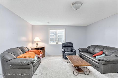 902 Randy Ln, Saint Johns, MI 48879 photo 15