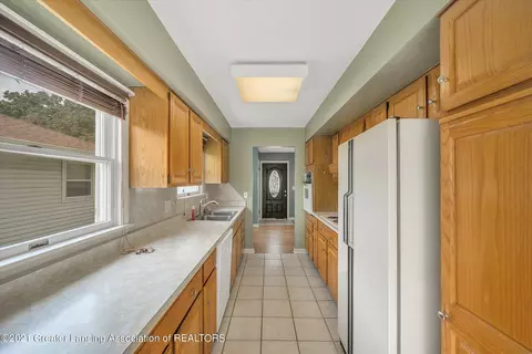 417 Rosadell Ave, Lansing, MI 48910 photo 12