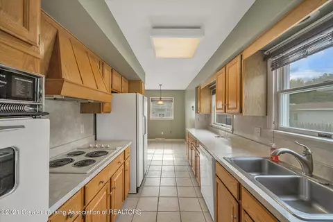 417 Rosadell Ave, Lansing, MI 48910 photo 13