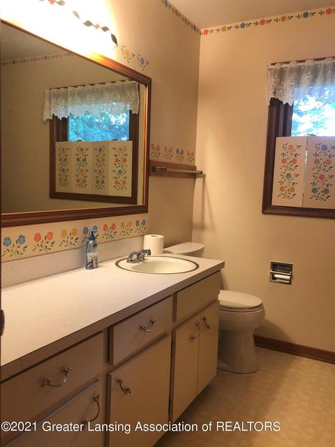 3008 E Clark Road Rd, Bath, MI 48808 photo 12
