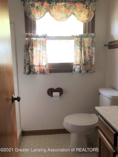 3008 E Clark Road Rd, Bath, MI 48808 photo 8