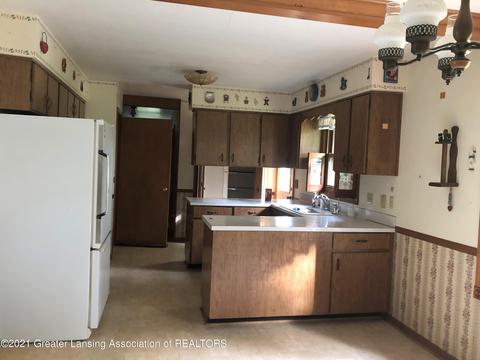 3008 E Clark Road Rd, Bath, MI 48808 photo 6