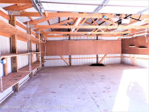 13998 Center Rd, Bath, MI 48808 photo 5
