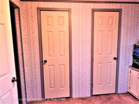 13998 Center Rd, Bath, MI 48808 photo 20