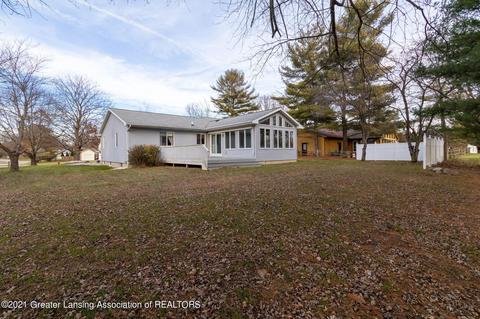 3455 Parkwood Drive Dr, Dewitt, MI 48820 photo 4