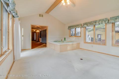 3455 Parkwood Drive Dr, Dewitt, MI 48820 photo 9