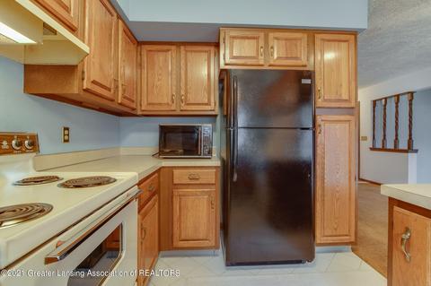 3455 Parkwood Drive Dr, Dewitt, MI 48820 photo 17