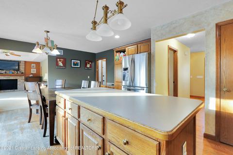 3363 Silverspring Dr, Dewitt, MI 48820 photo 14