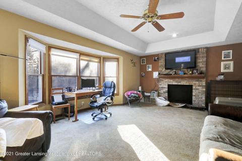 3363 Silverspring Dr, Dewitt, MI 48820 photo 3