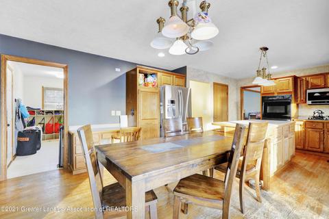 3363 Silverspring Dr, Dewitt, MI 48820 photo 9