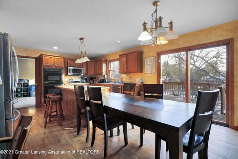 3363 Silverspring Dr, Dewitt, MI 48820 photo 10