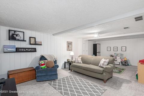 1633 Wanstead, Holt, MI 48842 photo 12