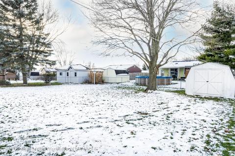 1633 Wanstead, Holt, MI 48842 photo 16