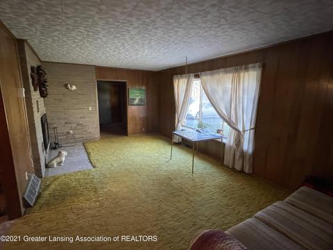 15053 Nichols Rd, Bath, MI 48808 photo 12