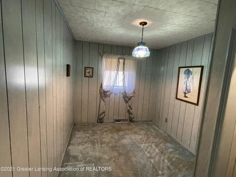 15053 Nichols Rd, Bath, MI 48808 photo 16