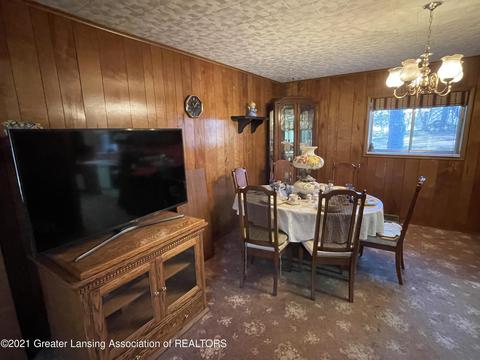 15053 Nichols Rd, Bath, MI 48808 photo 11
