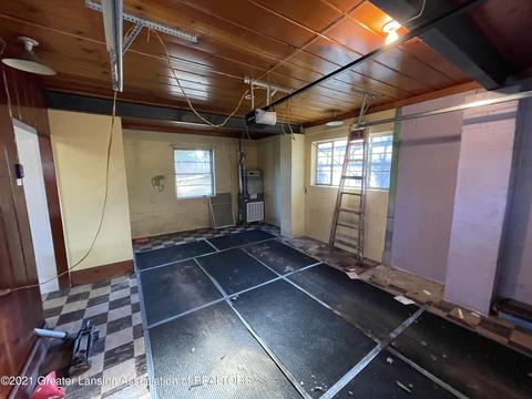 15053 Nichols Rd, Bath, MI 48808 photo 22
