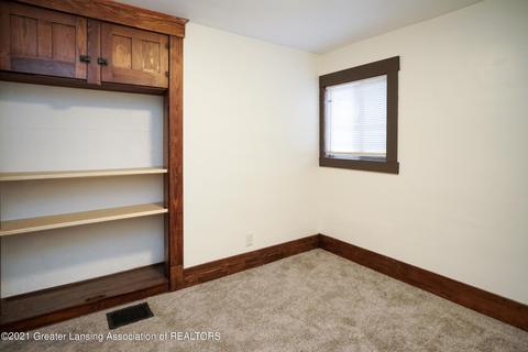 315 Smith Ave, Lansing, MI 48910 photo 27