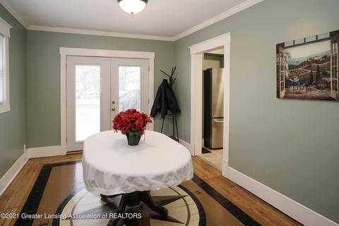 315 Smith Ave, Lansing, MI 48910 photo 8
