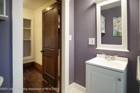315 Smith Ave, Lansing, MI 48910 photo 25