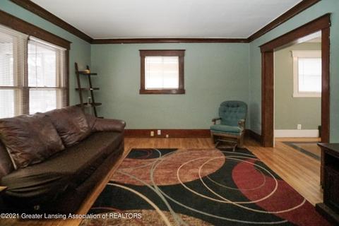 315 Smith Ave, Lansing, MI 48910 photo 5