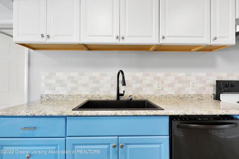315 N Hickory, Dewitt, MI 48820 photo 10