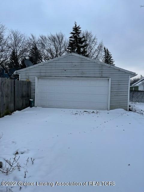 703 Virginia St, Jackson, MI 49202 photo 5