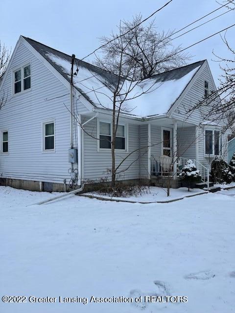 703 Virginia St, Jackson, MI 49202 photo 3