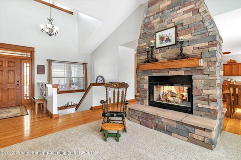 2012 E Dexter Trl, Dansville, MI 48819 photo 9